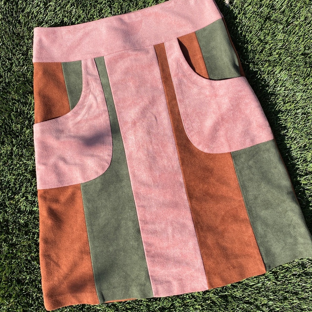 70S STYLE SUEDE SKIRT